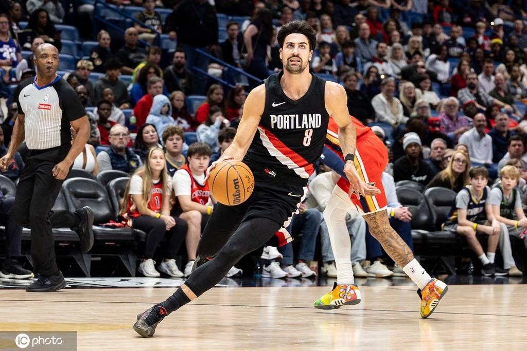 杨瀚森登场1分半0分1失误阿夫迪亚34+11 开拓者胜鹈鹕